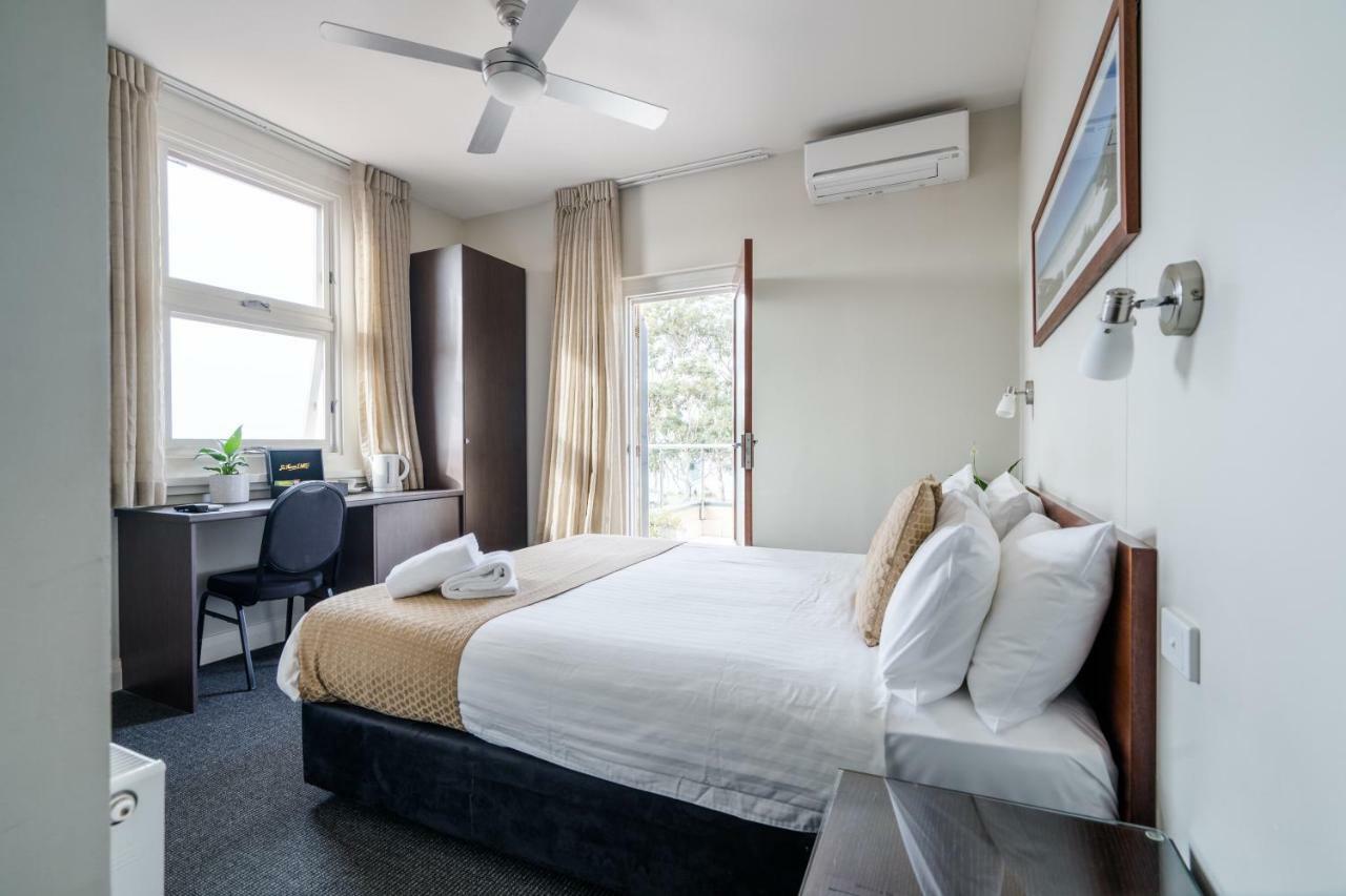Huskisson Hotel Екстериор снимка